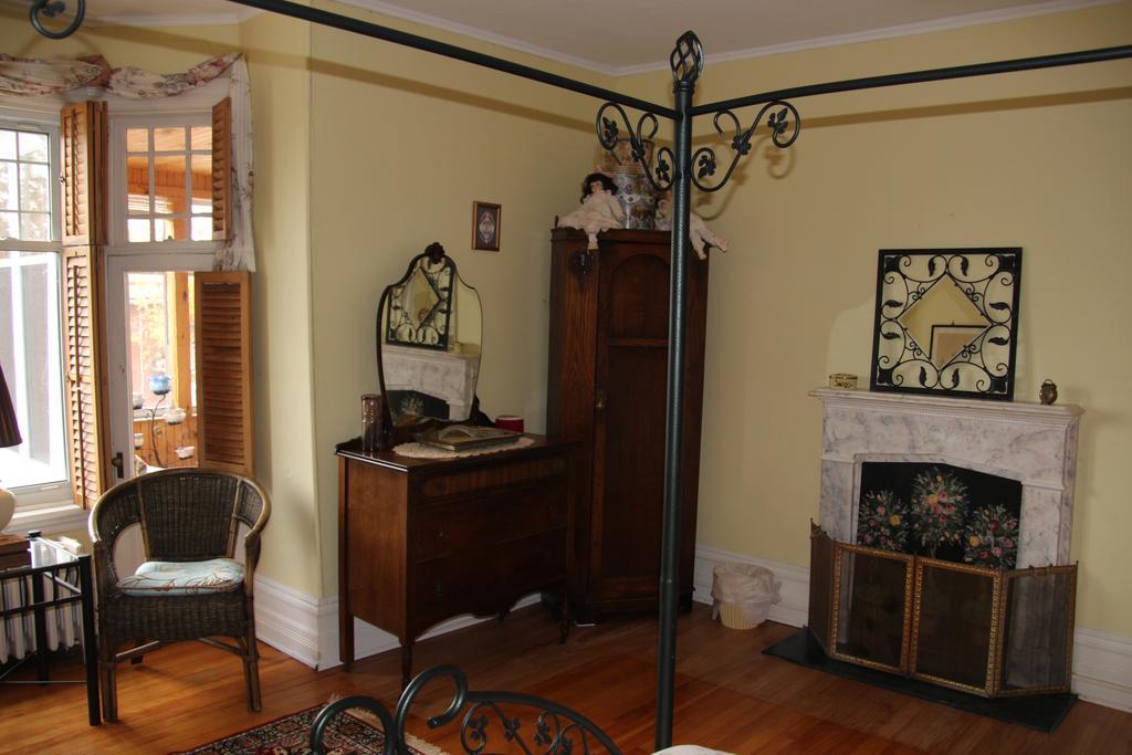 The Colonel'S Inn Prescott Extérieur photo