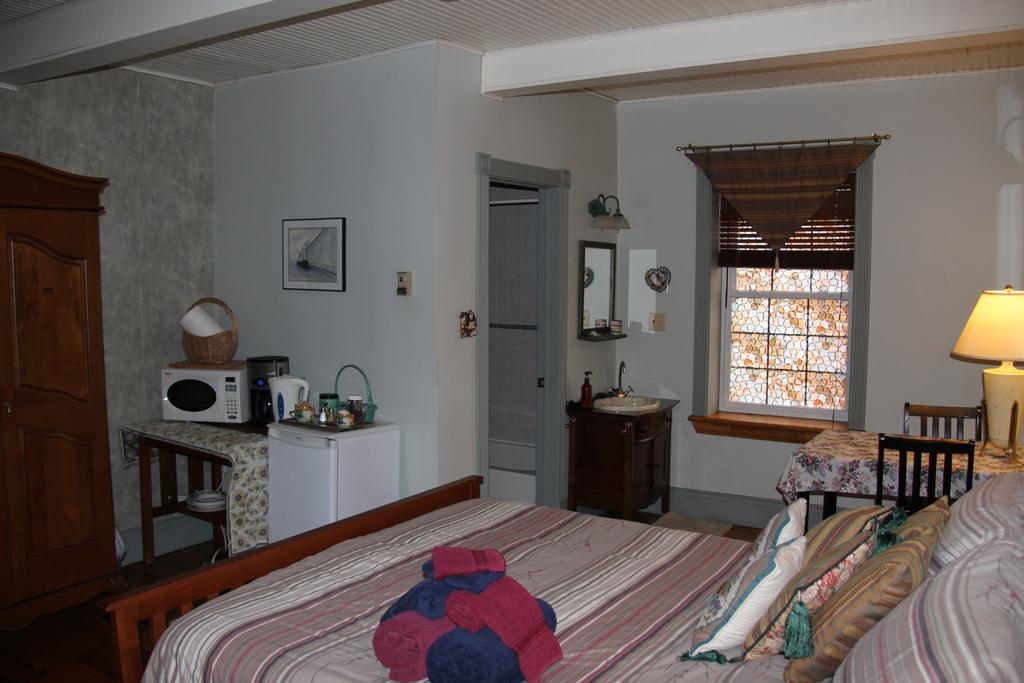 The Colonel'S Inn Prescott Extérieur photo