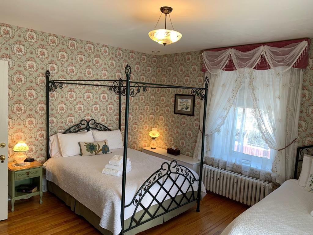 The Colonel'S Inn Prescott Extérieur photo